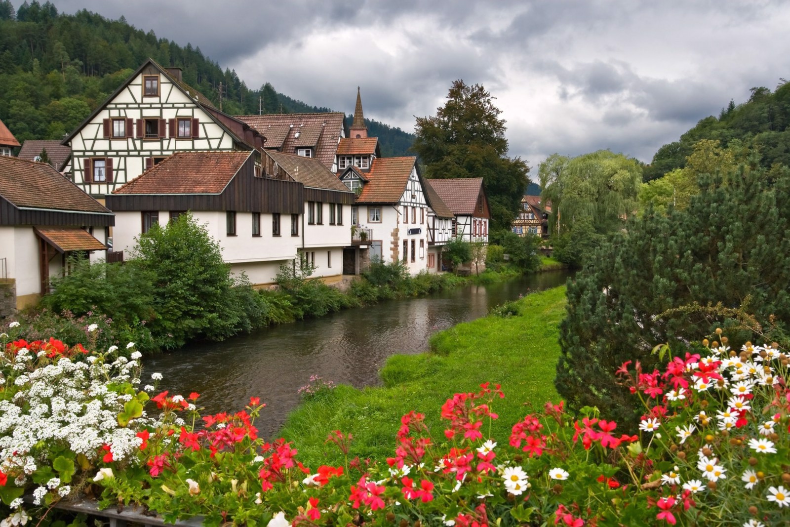 Alsace ve Karaorman Köyler Yürüyüş Turu  (Uçak Bileti Ekstra)